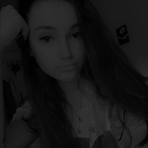 Meet your Posher, Jasmine